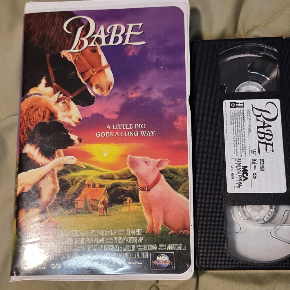 Babe VHS 1995 Family Movie Clamshell Case Universal